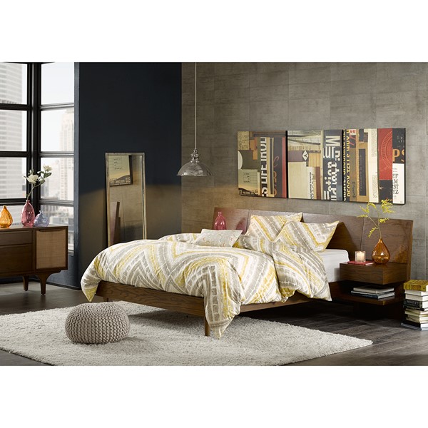 INK+IVY Clark Bed with 2 Nightstands in Pecan, King IIF19-0031