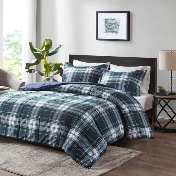 Madison Park Essentials Parkston 3M Scotchgard Down Alternative All Season Comforter Set in Navy, King/Cal King BASI10-0244