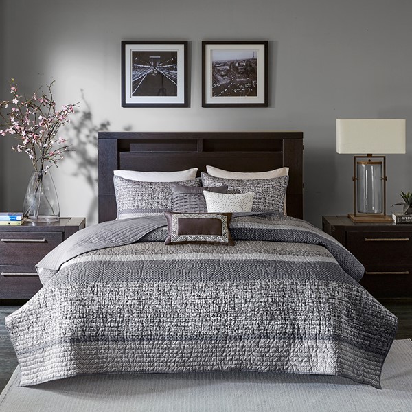 Madison Park Rhapsody 6 Piece Reversible Jacquard Quilt Set with Throw Pillows in Grey/Taupe, King/Cal King MP13-3400