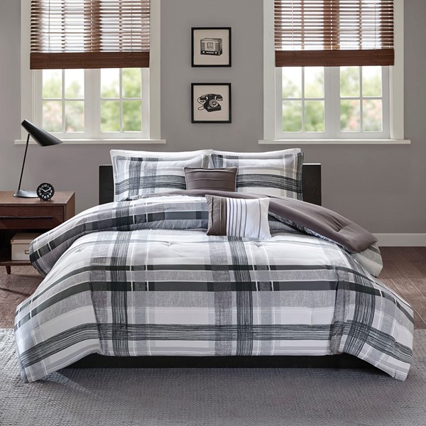 Intelligent Design Rudy Plaid Comforter Set in Black, Full/Queen ID10-1330