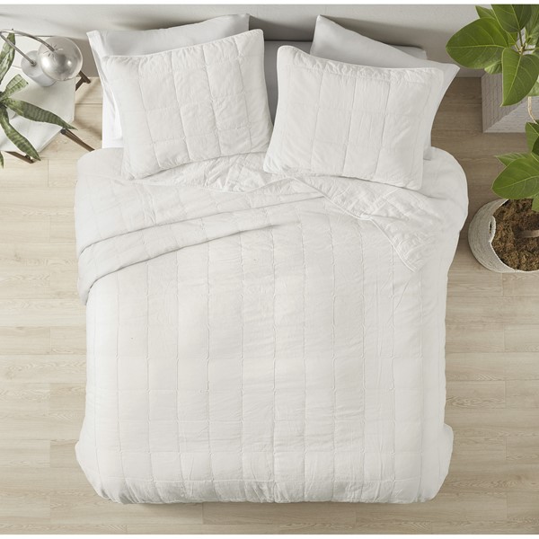 Croscill Casual Gema 3 Piece White Coverlet Set in Soft White, Full/Queen CCA13-0007