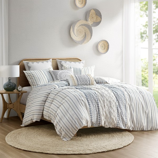 INK+IVY Imani Cotton Printed Duvet Cover Set with Chenille in White/Navy, King/Cal King II12-1277