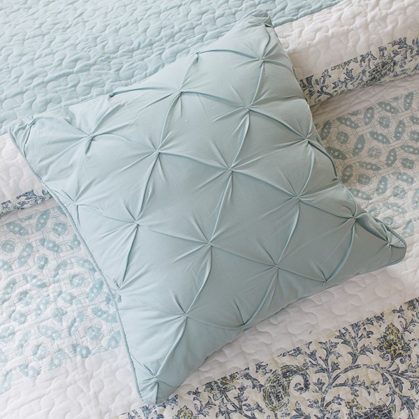 Madison Park Dawn 6 Piece Cotton Percale Quilt Set with Throw Pillows in Aqua, Full/Queen MP13-2801