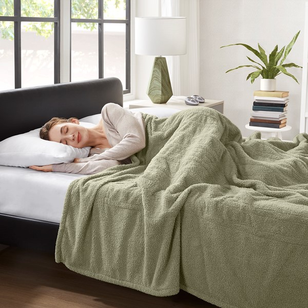 Serta Dream Soft Heated Blanket in Sage, Queen ST54-3589