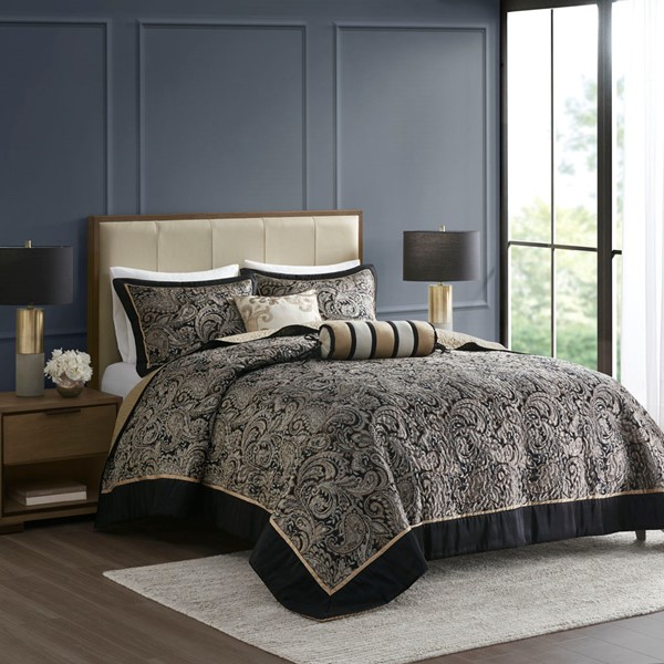 Madison Park Aubrey 5 Piece Jacquard Bedspread Set with Throw Pillows in Black, King MP13-7961