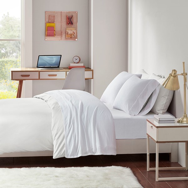 Intelligent Design Cotton Blend Jersey Knit All Season Sheet Set in White, Queen ID20-690