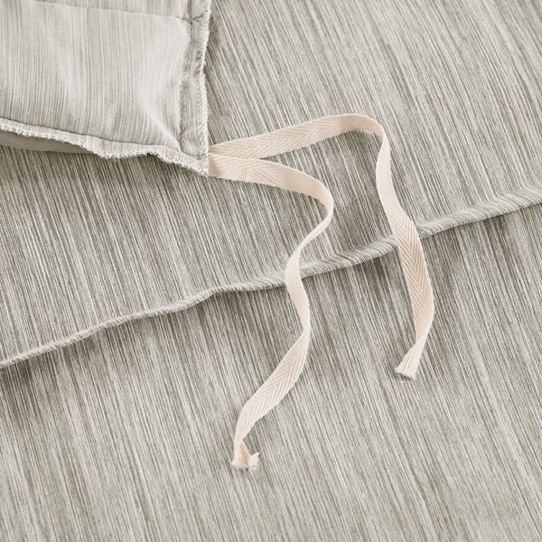 Beautyrest Maddox Striated Cationic Dyed Oversized Duvet Cover Set with Pleats in Natural, Full/Queen BR12-3870