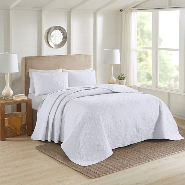 510 Design Oakley 3 Piece Reversible Bedspread Set in White, Full/Queen 5DS13-0292