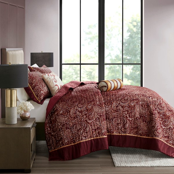 Madison Park Aubrey 5 Piece Jacquard Bedspread Set with Throw Pillows in Burgundy, Queen MP13-7962