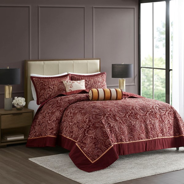 Madison Park Aubrey 5 Piece Jacquard Bedspread Set with Throw Pillows in Burgundy, Queen MP13-7962