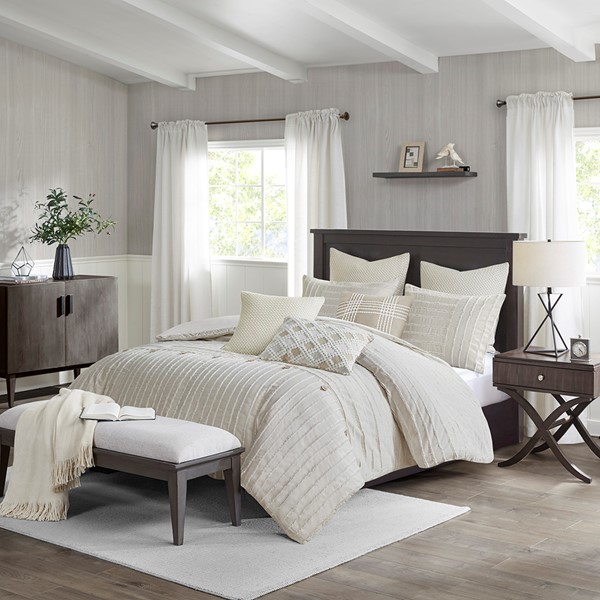 Madison Park Signature Essence Oversized Cotton Clipped Jacquard Comforter Set with Euro Shams and Throw Pillows in Ivory, King MPS10-497