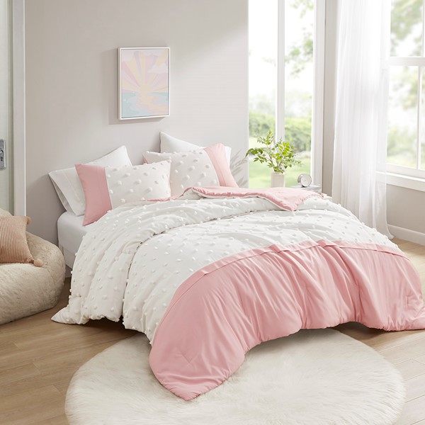 Intelligent Design Shay Colorblock Clip Jacquard Comforter Set in Pink, Full/Queen ID10-2425