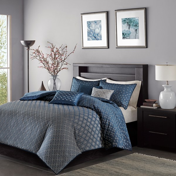 Madison Park Biloxi 6 Piece Jaquard Duvet Cover Set in Navy, King/Cal King MP12-3737