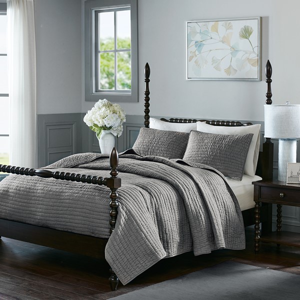 Madison Park Signature Serene 3 Piece Hand Quilted Cotton Quilt Set in Grey, King MPS13-273