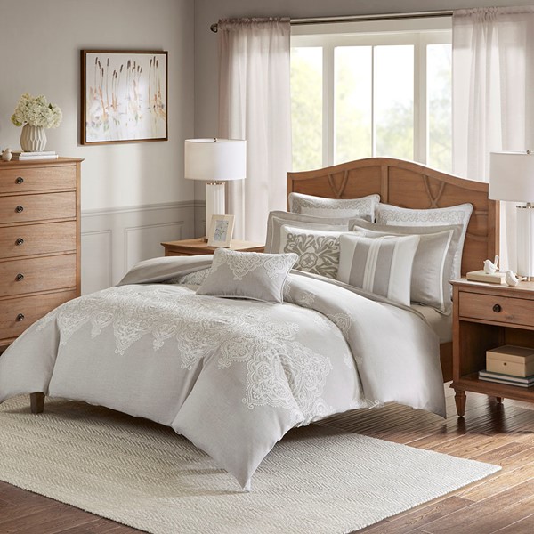 Madison Park Signature Barely There Comforter Set in Natural, King MPS10-342