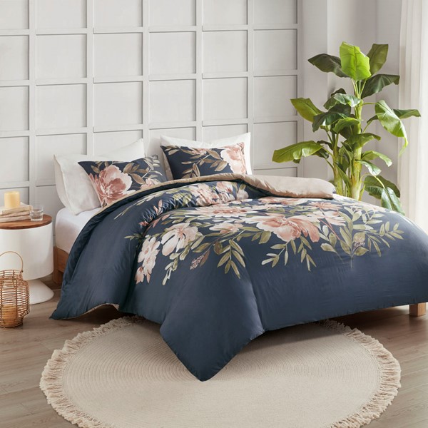 Madison Park Camillia 3 Piece Cotton Duvet Cover Set in Navy, Full/Queen MP12-7298