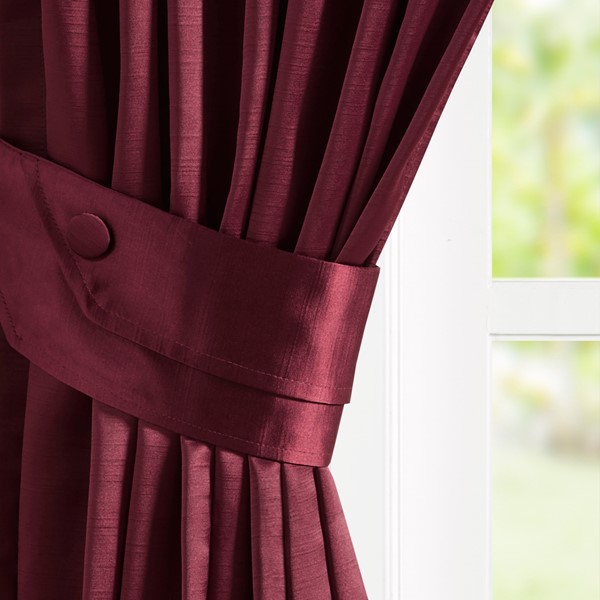 Croscill Classics Avignon Pleat Curtain Panel with Tieback (Single) in Burgundy, 52x96" CCL40-0048