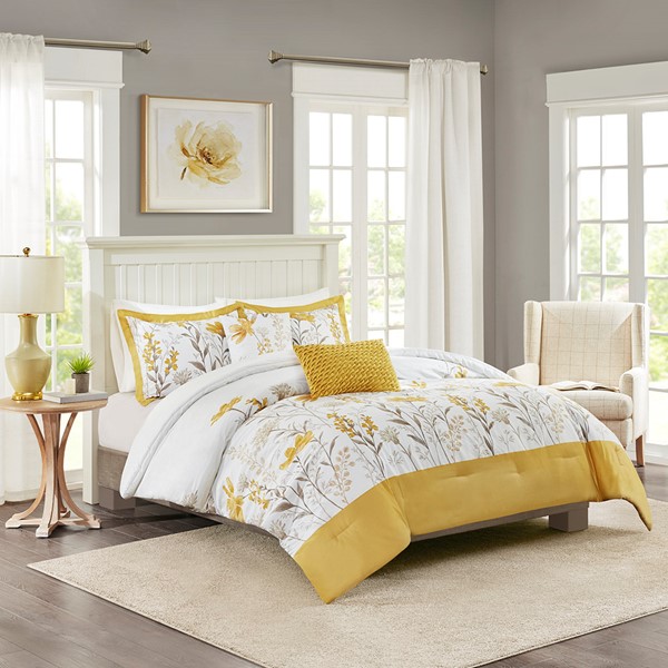 Harbor House Meadow 5 Piece Cotton Comforter Set in Yellow, King/Cal King HH10-1790