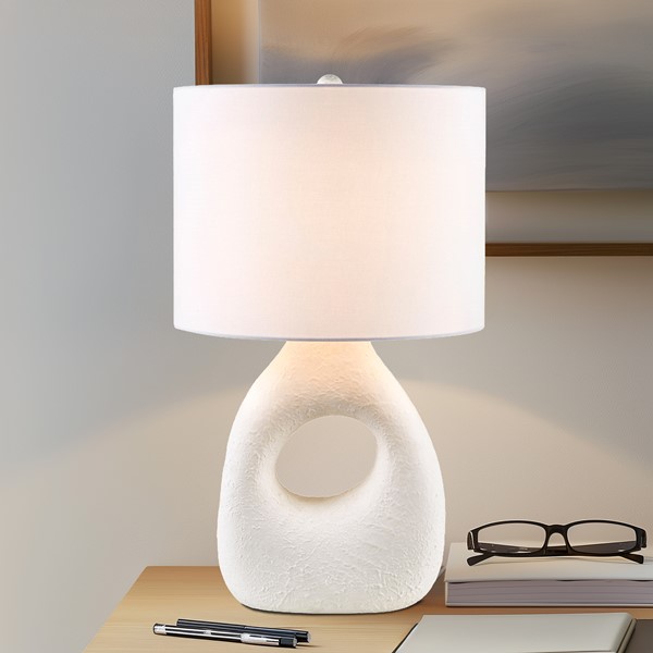 INK+IVY Trilluxe Ceramic Table Lamp in White II153-0160