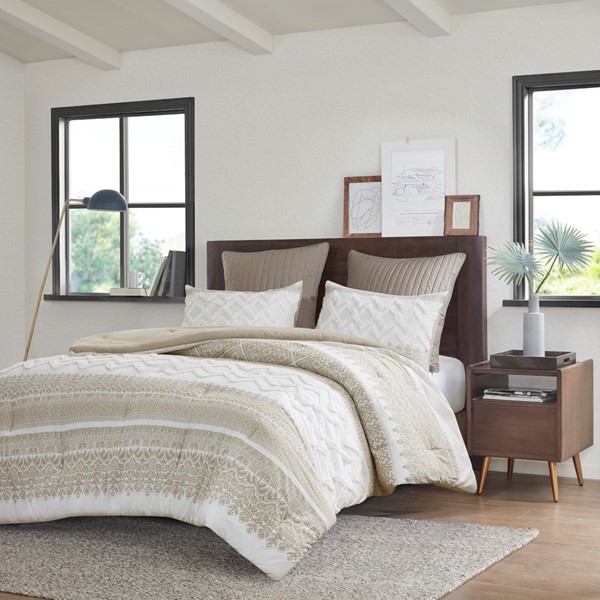 INK+IVY Mila 3 Piece Cotton Comforter Set with Chenille Tufting in Taupe, Full/Queen II10-1124