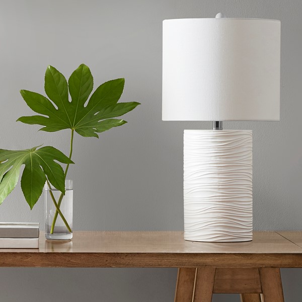 510 Design Crewe Textured Resin Table Lamp in White 5DS153-0045