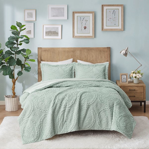 Madison Park Arya Embroidered Medallion Faux Fur Ultra Plush Comforter Mini Set in Aqua, Full/Queen MP10-7635