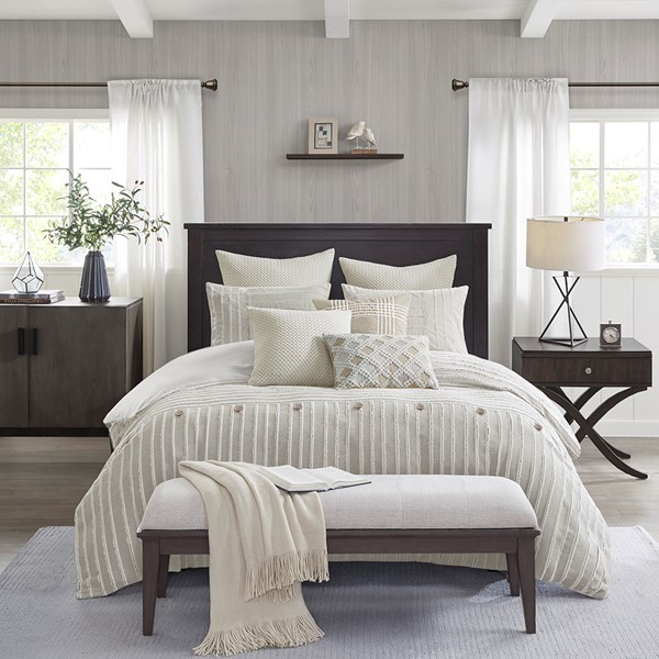 Madison Park Signature Essence Oversized Cotton Clipped Jacquard Comforter Set with Euro Shams and Throw Pillows in Ivory, Queen MPS10-496