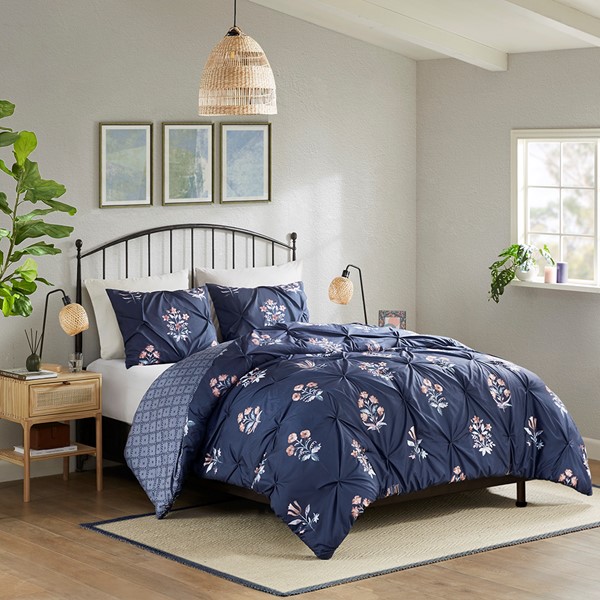 Madison Park Marfa 3 Piece Pintuck Duvet Cover Set in Navy, Full/Queen MP12-8412