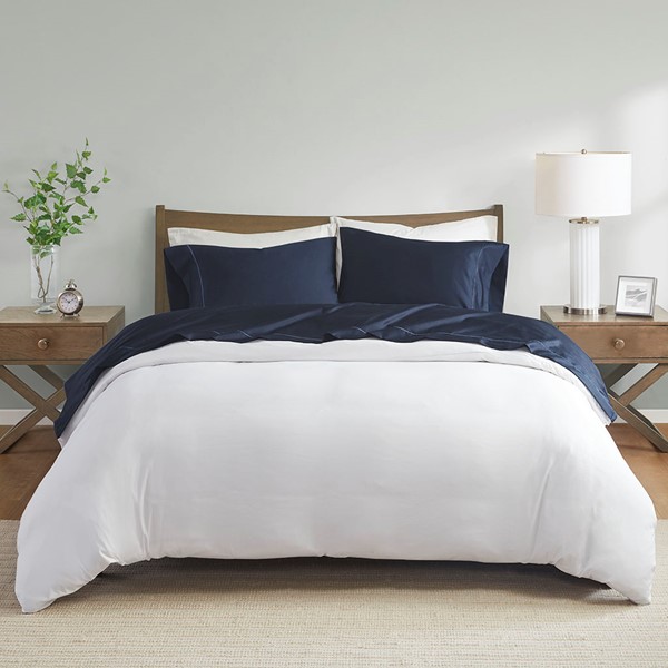 Madison Park 600 Thread Count Pima Cotton Sheet Set in Navy, Split King MP20-8002