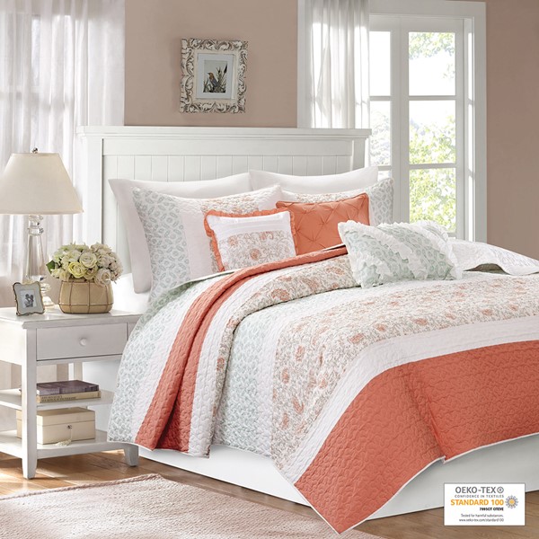 Madison Park Dawn 6 Piece Cotton Percale Quilt Set with Throw Pillows in Coral, King/Cal King MP13-2800