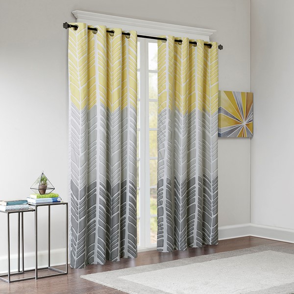 Intelligent Design Adel Printed Total Blackout Curtain Panel in Yellow, 50x84" ID40-1014