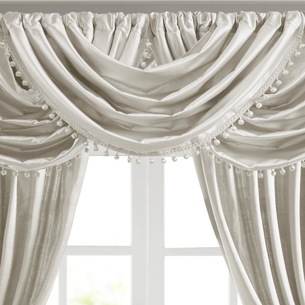 Croscill Classics Avignon Waterfall Valance (Single) in White, 38x46" CCL40-0043