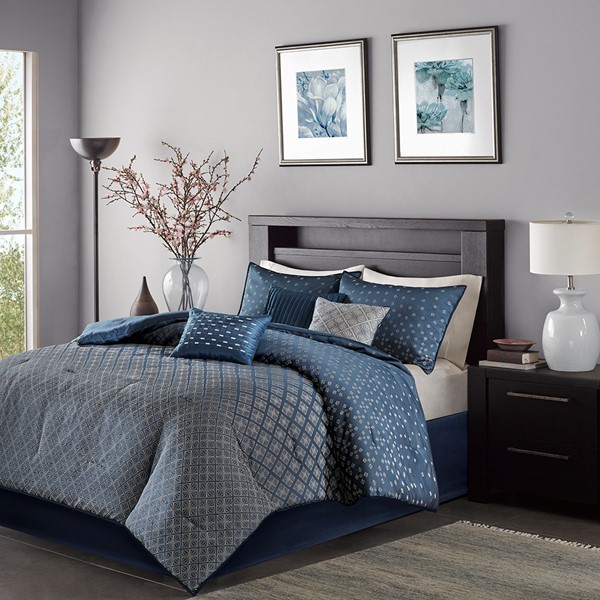 Madison Park Biloxi 7 Piece Comforter Set in Navy, King MP10-3734