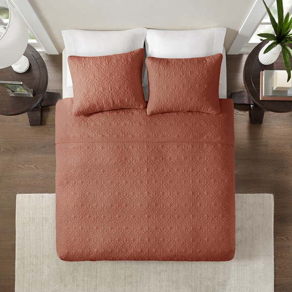 Madison Park Quebec Reversible Quilt Set in Clay Red, King/Cal King MP13-8483