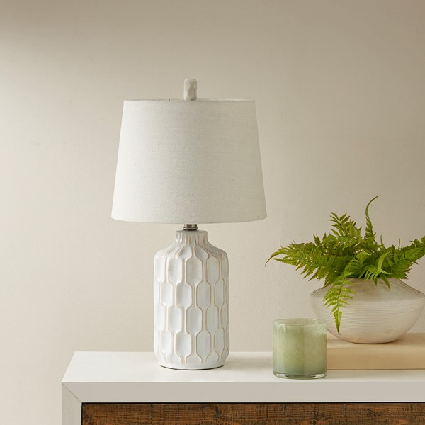 INK+IVY Contour Ceramic Table Lamp in Ivory II153-0023