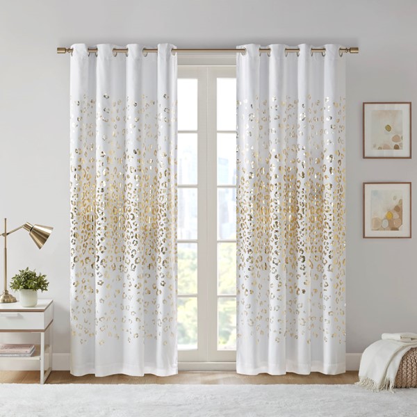 Intelligent Design Lillie Grommet Top Metallic Animal Printed Total Blackout Curtain in White/Gold, 50x63" ID40-2021