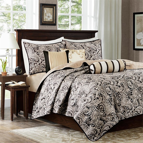 Madison Park Aubrey 6 Piece Jacquard Quilt Set with Throw Pillows in Black, King/Cal King MP13-2695