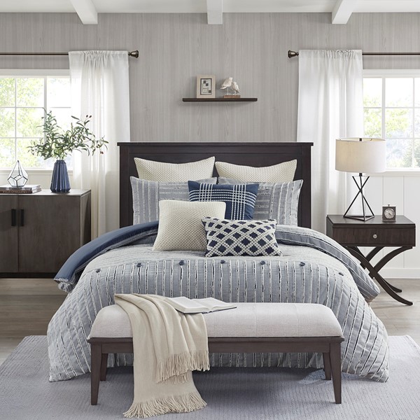 Madison Park Signature Essence Oversized Cotton Clipped Jacquard Comforter Set with Euro Shams and Throw Pillows in Blue, Queen MPS10-537