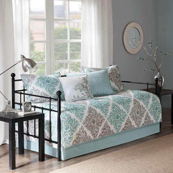 Madison Park Claire 6 Piece Reversible Daybed Cover Set in Aqua, Daybed MP13-3972