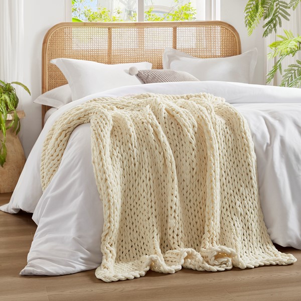 Madison Park Chunky Double Knit Handmade Throw Blanket in Ivory, 50x60" MP50-6135