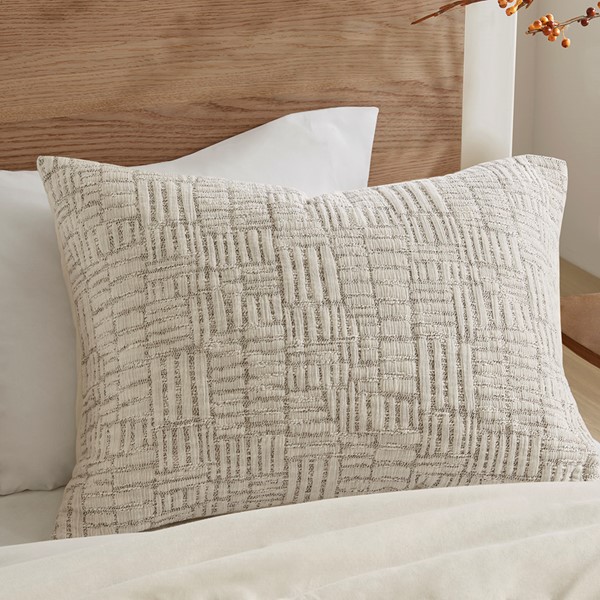 Chapel Hill Harper Oversized Cotton Matelasse Comforter Set in Natural, King/Cal King CH10-014