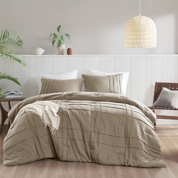 Comfort Spaces Walker Soft Washed Pleated Comforter Set in Khaki, Queen AM10-0390