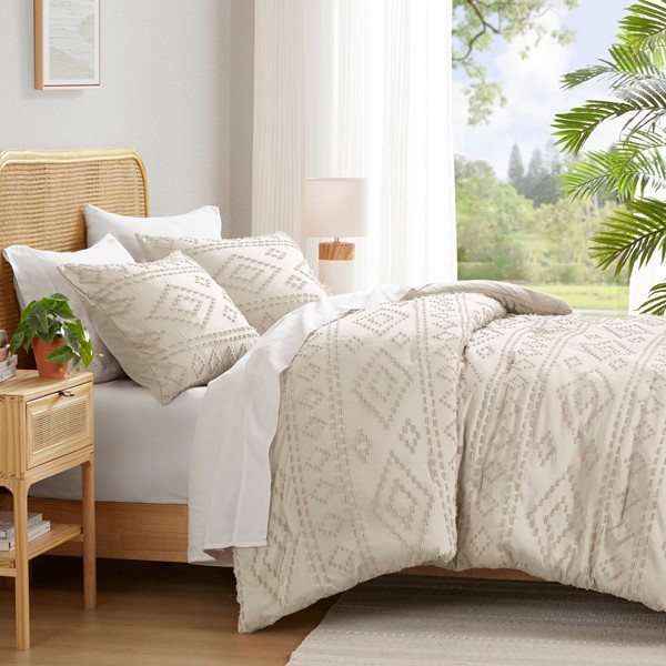 510 Design Gigi Comforter Mini Set in Beige, King/Cal King AM10-0543