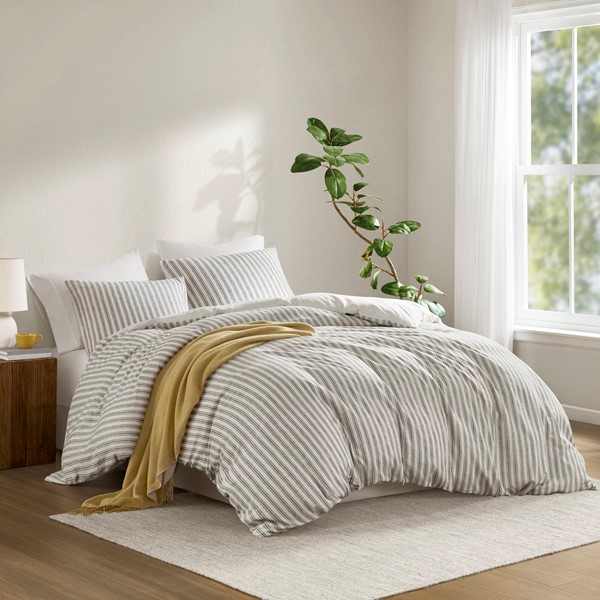 Madison Park Etta Duvet set in Grey, King MP12-8714