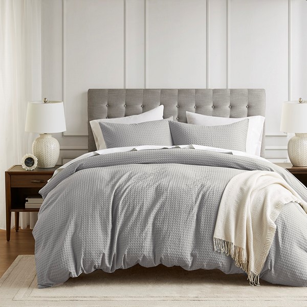 Comfort Spaces Aera Waffle Weave Textured Duvet Cover Set in Light Grey, King/Cal King AM12-0045
