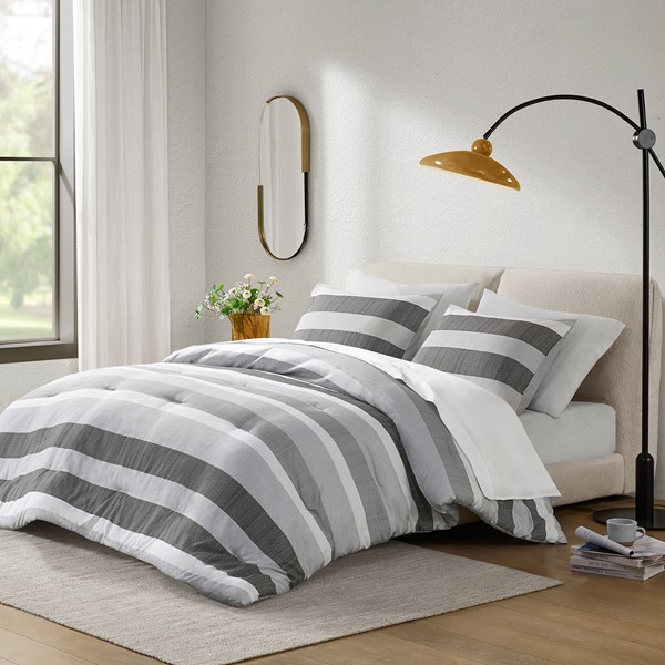 Comfort Spaces Owain Stripe Textured Print Comforter Set in Black/Grey, Full/Queen AM10-0132