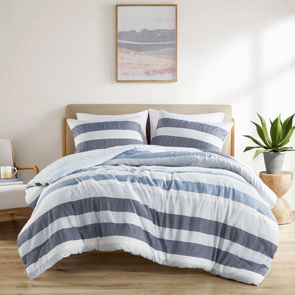 Comfort Spaces Owain Stripe Textured Print Comforter Set in Navy/Blue, Full/Queen AM10-0129